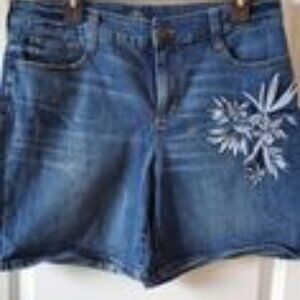 VGC St. John's Bay denim shorts 14.